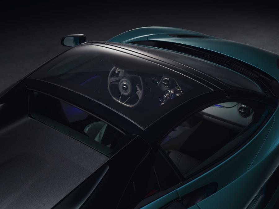 Детали экстерьера McLaren 720S Spider 2019 года  (WW) (фото 13 из 35)